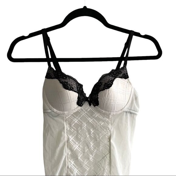 Jacob LINGERIE  Ivory Black Lace Chemise 
Padded Cups M - Picture 3 of 8
